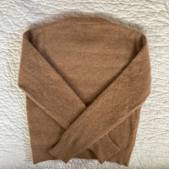 Reformation Cashmere Sweater Camel - Picture 4 of 13